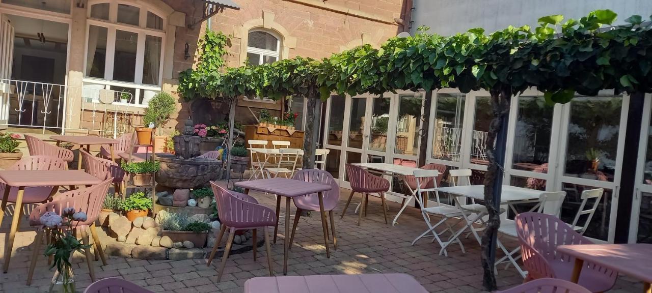 Gasthaus Mandelhof Neustadt an der Weinstraße Dış mekan fotoğraf